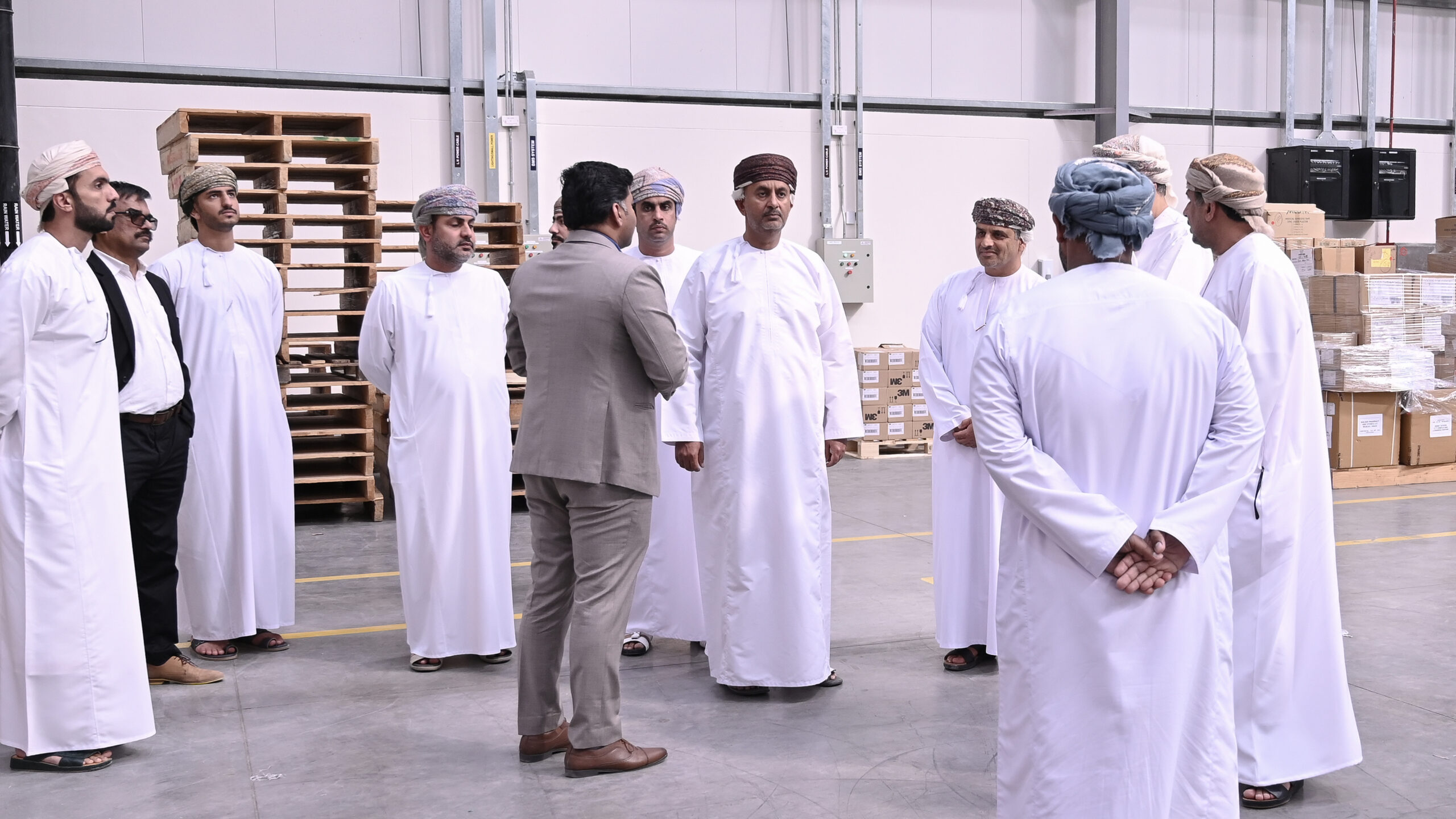 HE Dr. Ali bin Masoud Al Sunaidy, President of the Public Authority for Special Economic Zones and Free Zones visit Khazaen to discover up-to-date achievements